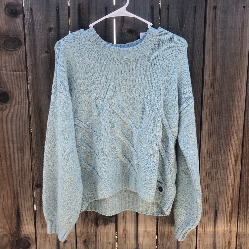 Hollister sweater - Picture 1 of 5